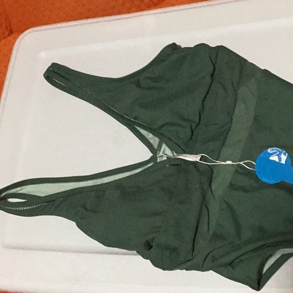 Women's Slimming One Piece Swimsuits Tummy Control Olive Bathing Suit NWT Size M - Picture 2 of 3